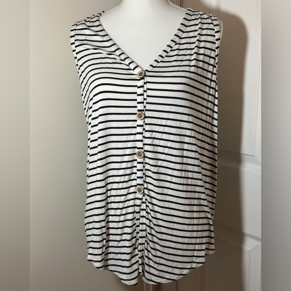 BiBi striped v-neck top. - Picture 1 of 6